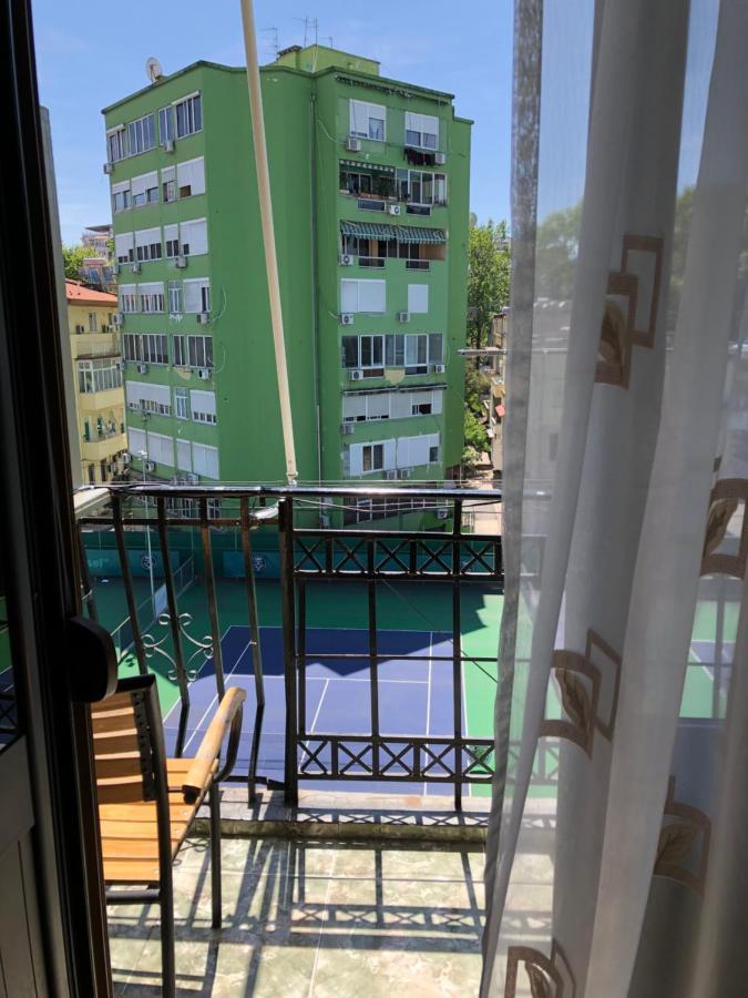 Holiday Apartment Тирана Экстерьер фото