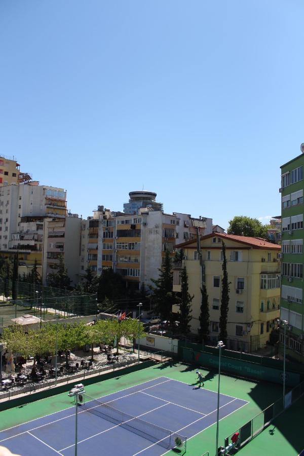 Holiday Apartment Тирана Экстерьер фото
